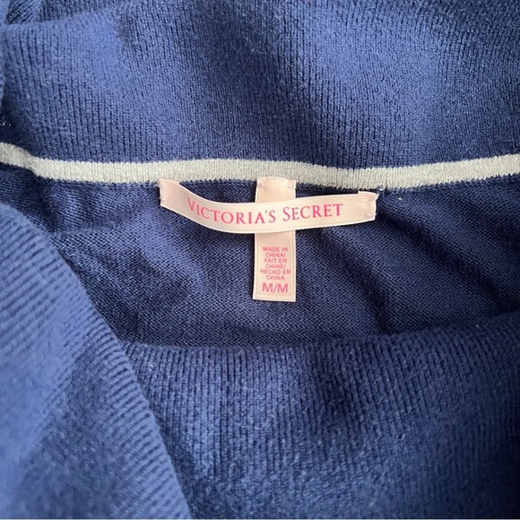 Victoria’s Secret Size Medium Cowl Neck Sweater – Navy Blue Soft Knit Top - Picture 4 of 6